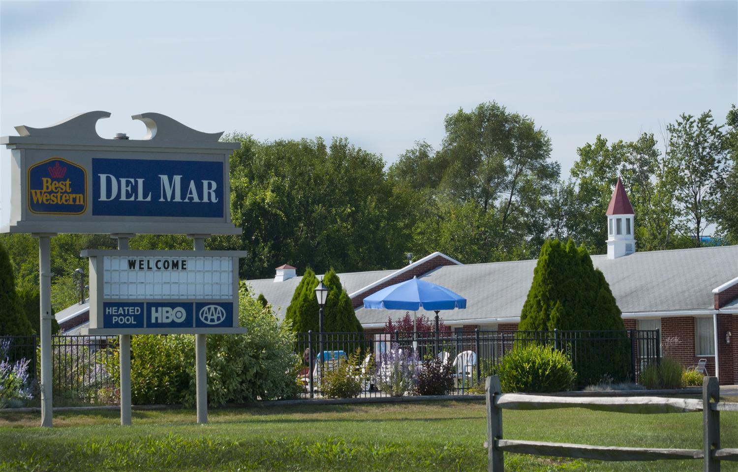 Days Inn By Wyndham Wauseon Εξωτερικό φωτογραφία